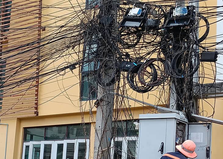 Crazy Electric Wires of Asia - 1