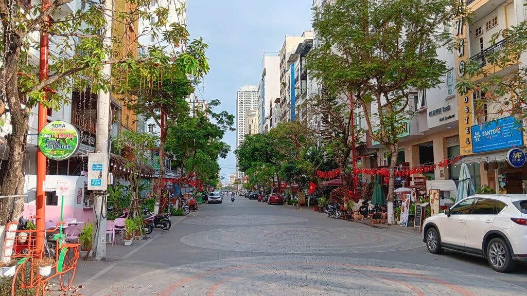 Western Quarter Bac My An Beach