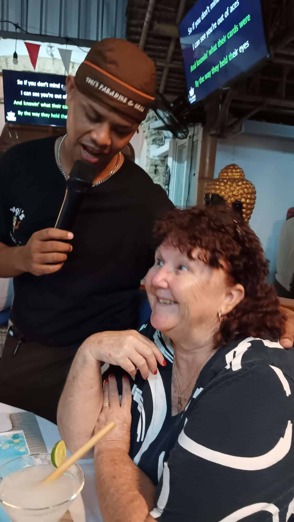 Yogi's Paradise Bali Restaurant 3